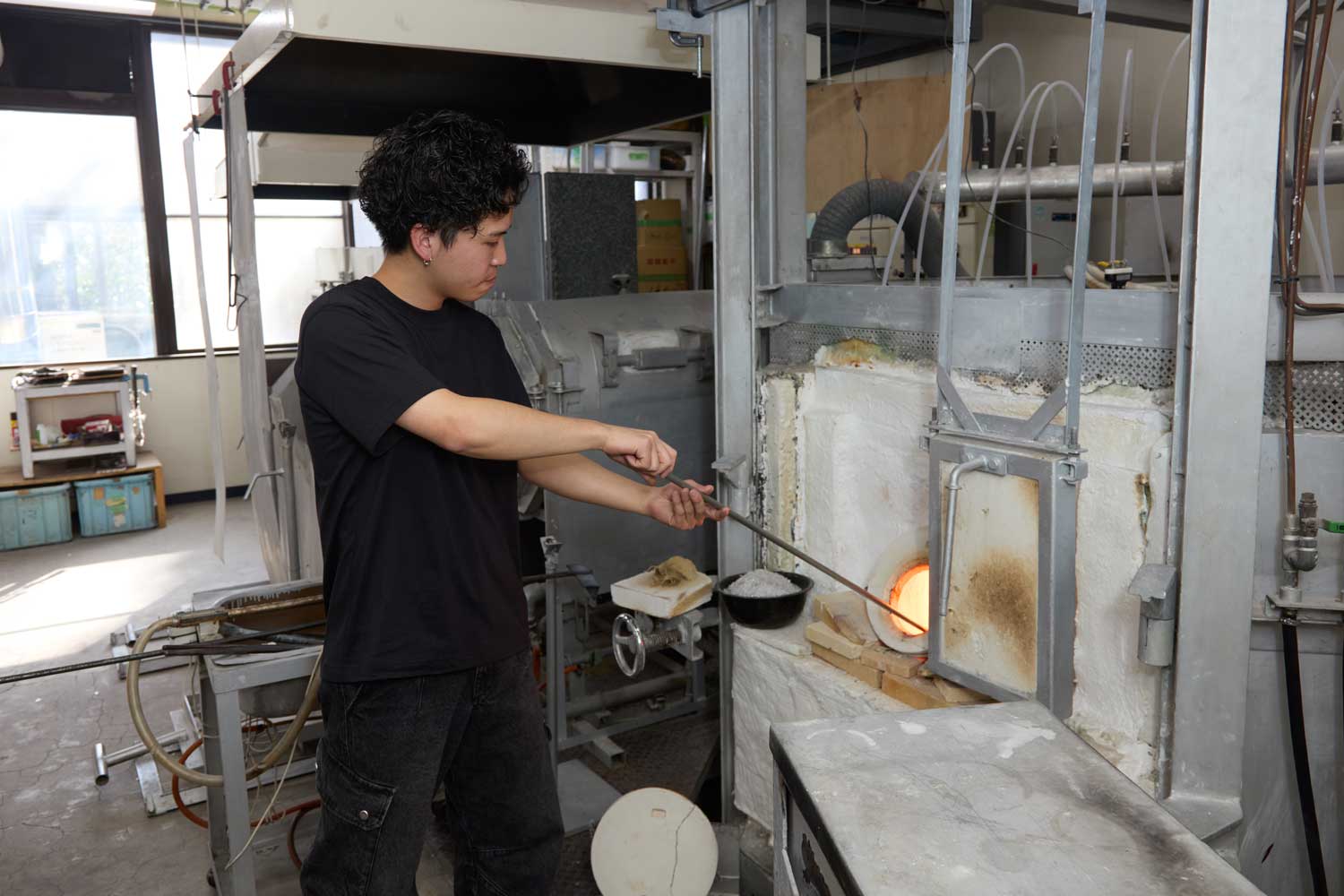 Glass sculptor Otohito Moriyasu​