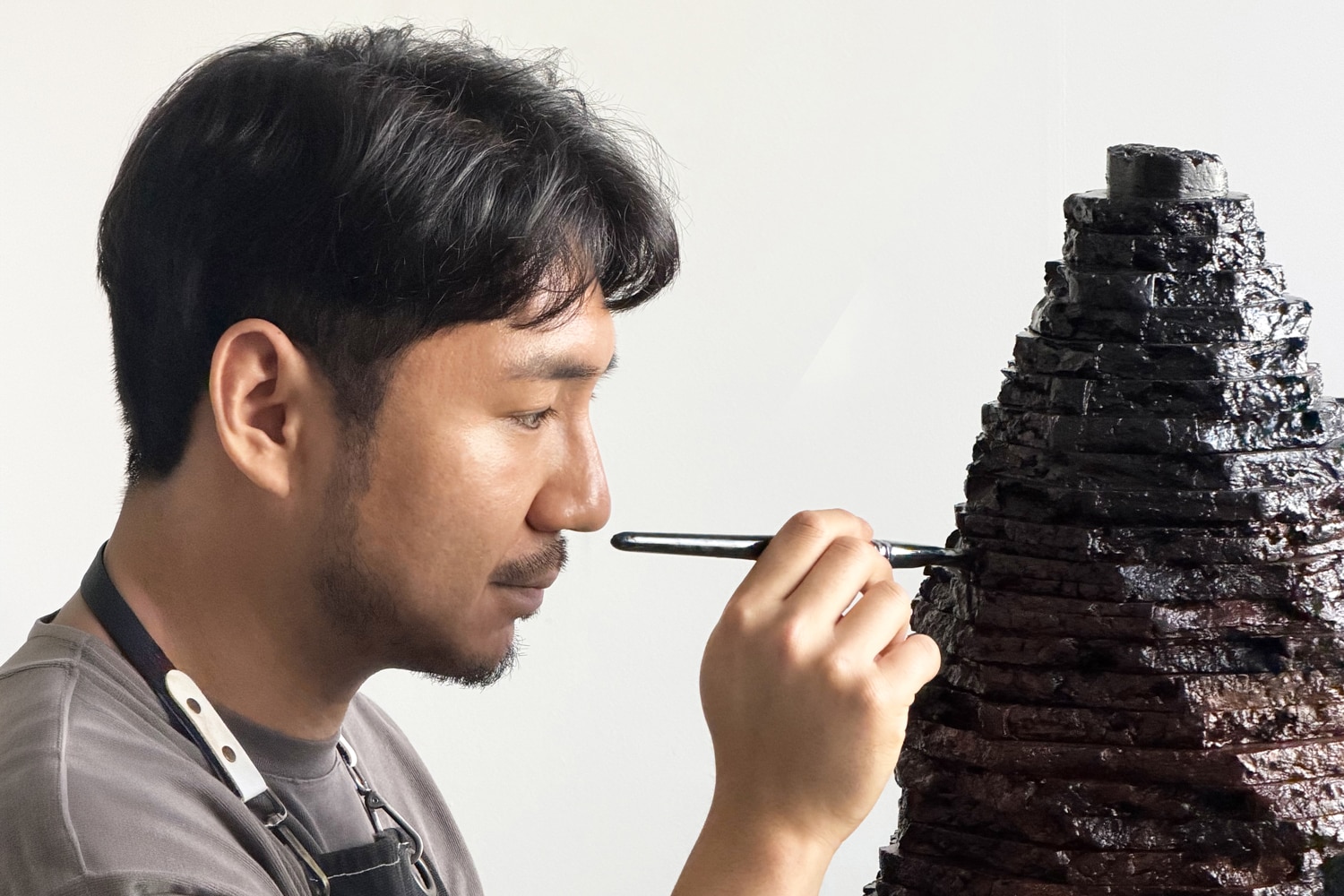Wood sculptor Hyungho Jeon