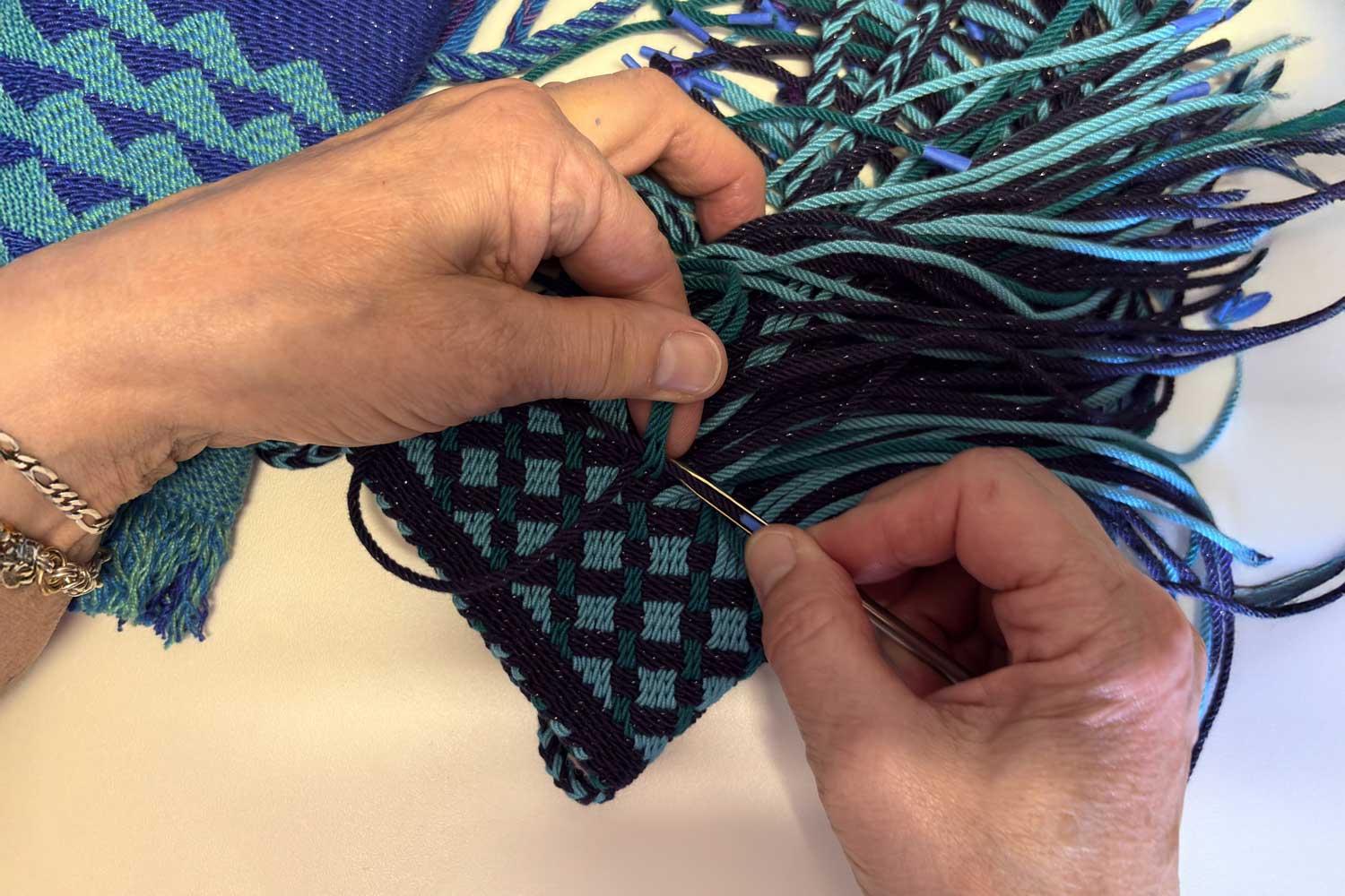 Basketweaver Annetta Kraayeveld