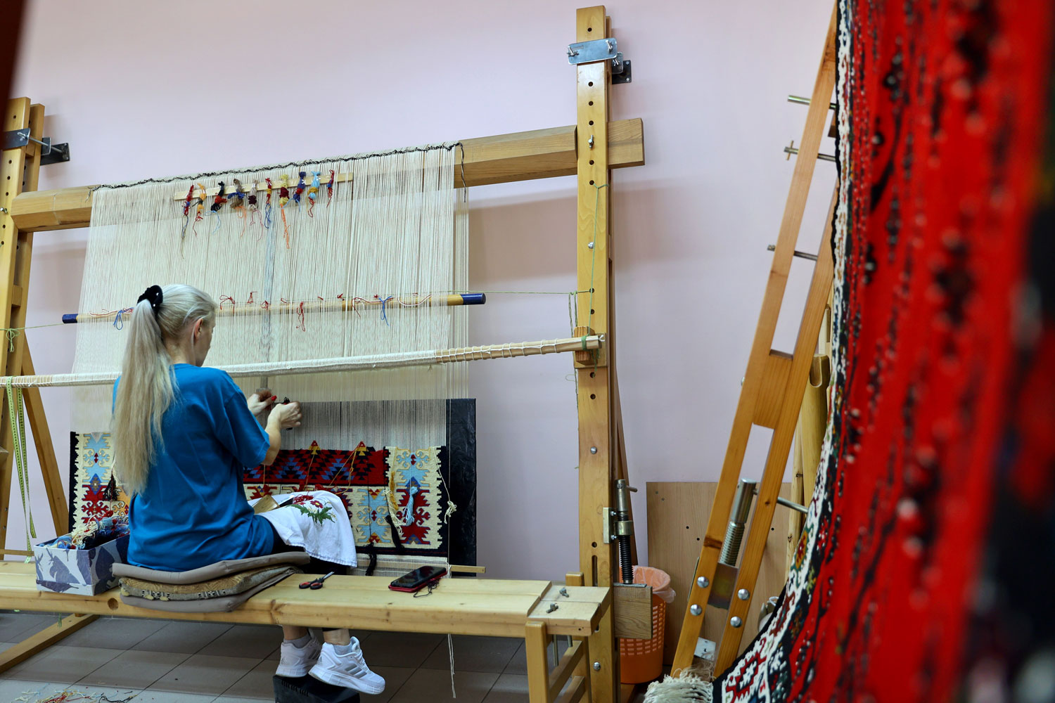 Damsko Srce Carpet making