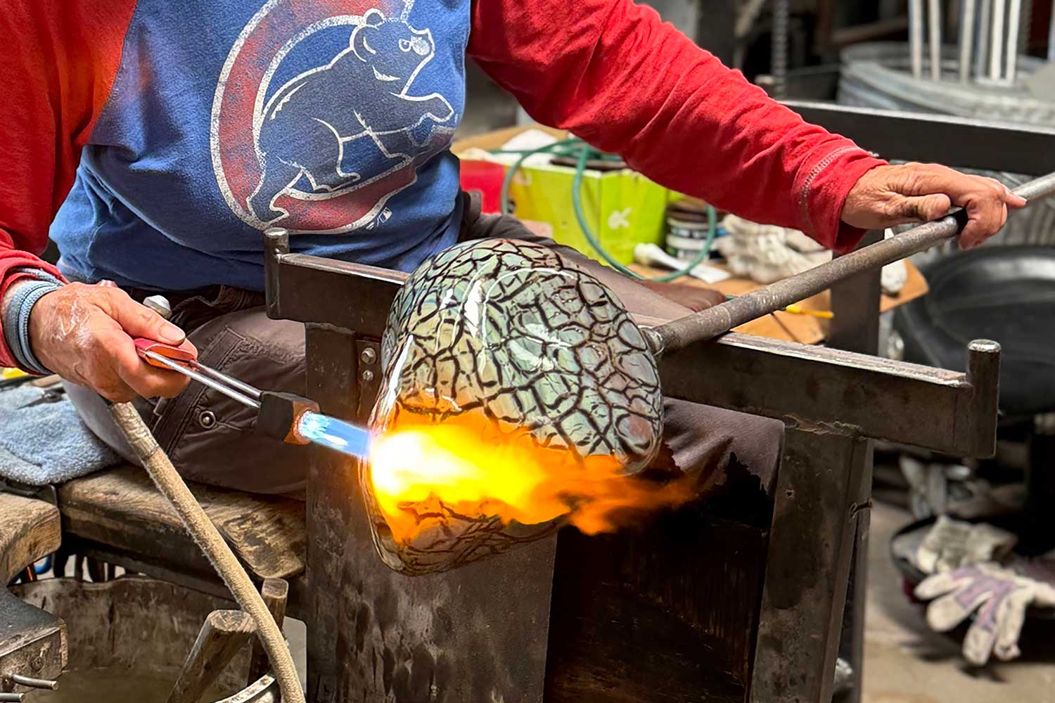 Glassblower Elodie Holmes