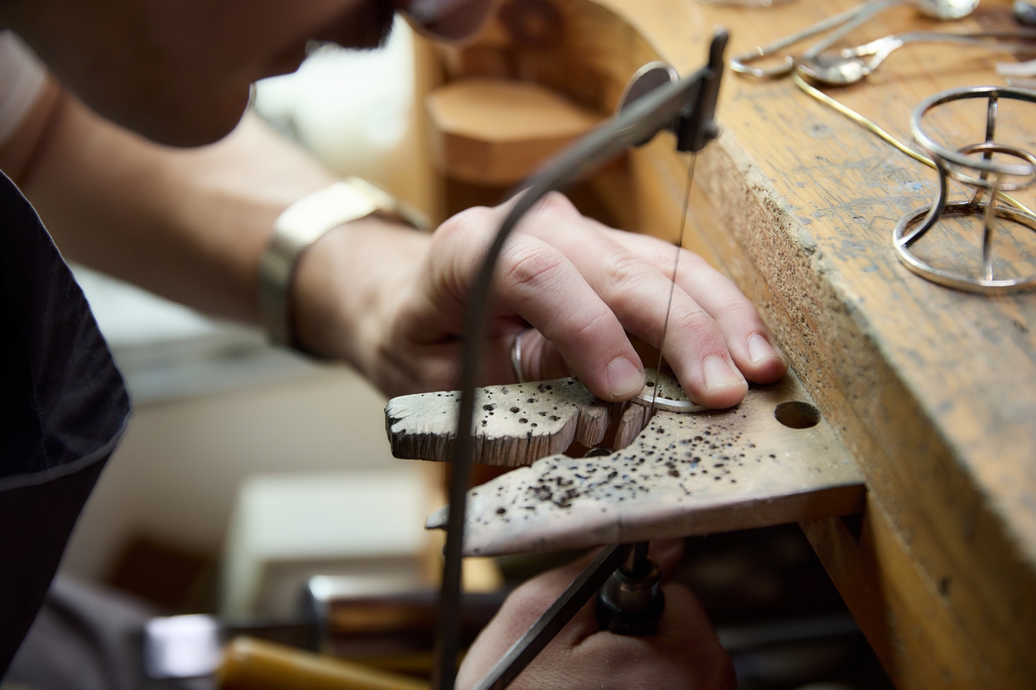 Crafting tableware with a jeweller's touch