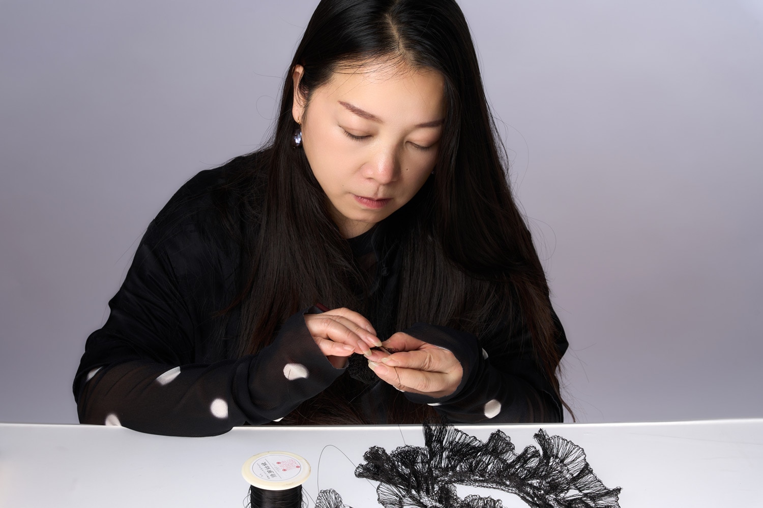 Wire sculptor Yanhui Xu 徐燕辉