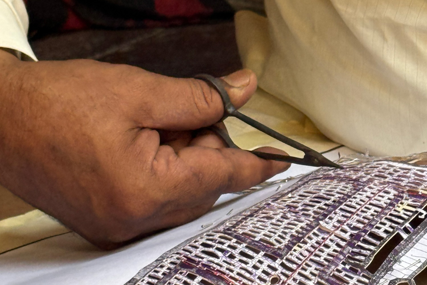 Paper cutter Mohan Kumar Verma