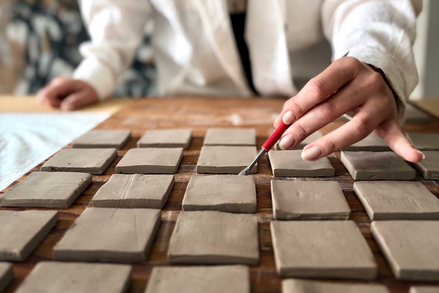 Tile maker Gökçe İrten