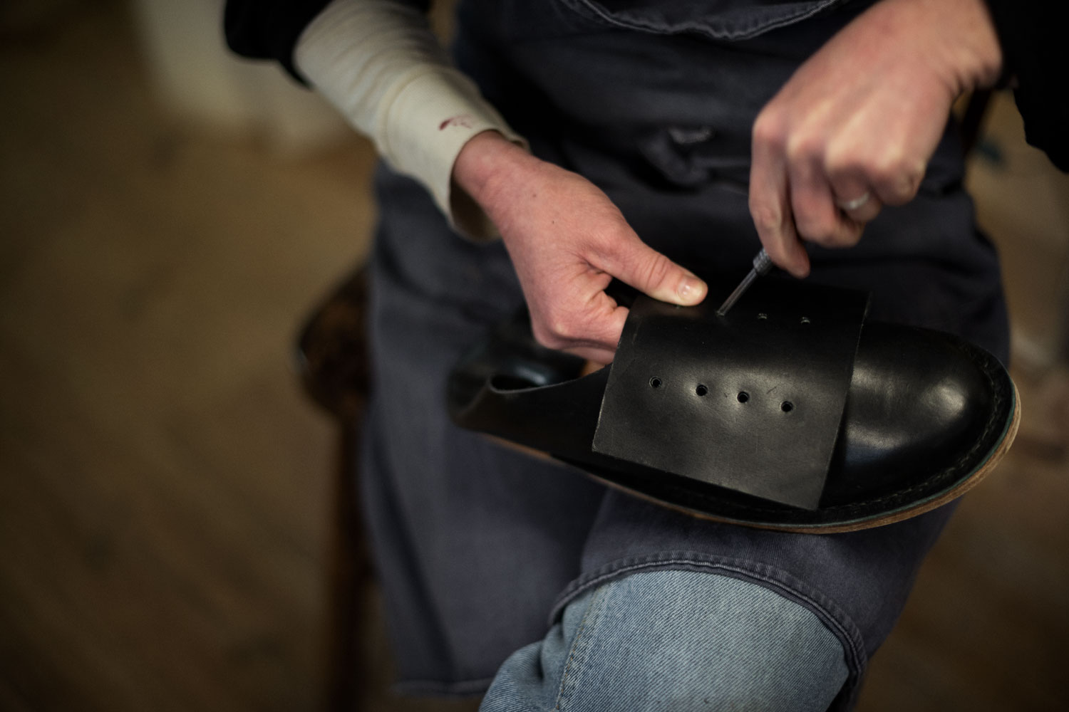 Matilda Sandström & Younès Othman Shoemaking