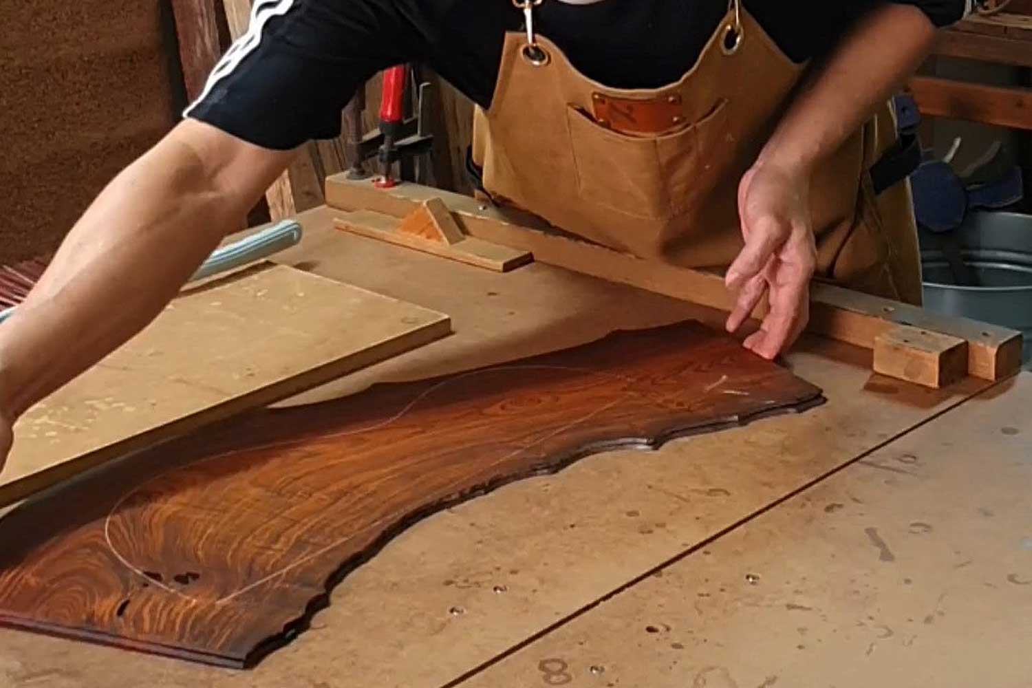A 3-session lutherie experience in Singapore
