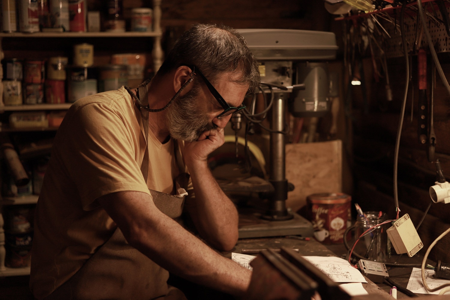 Jorge Rivarola Metal sculpting