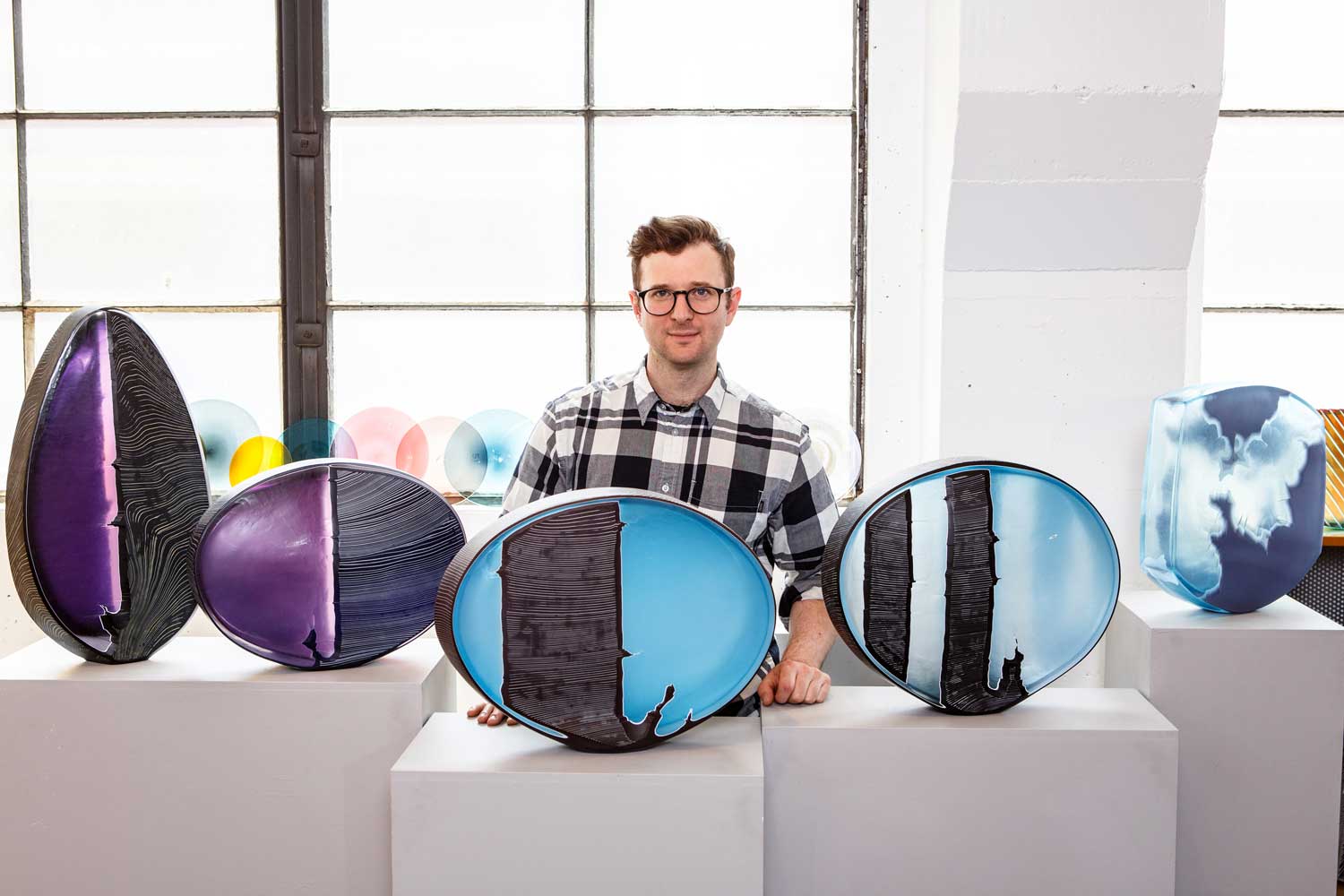 Ethan Stern Glass sculpting