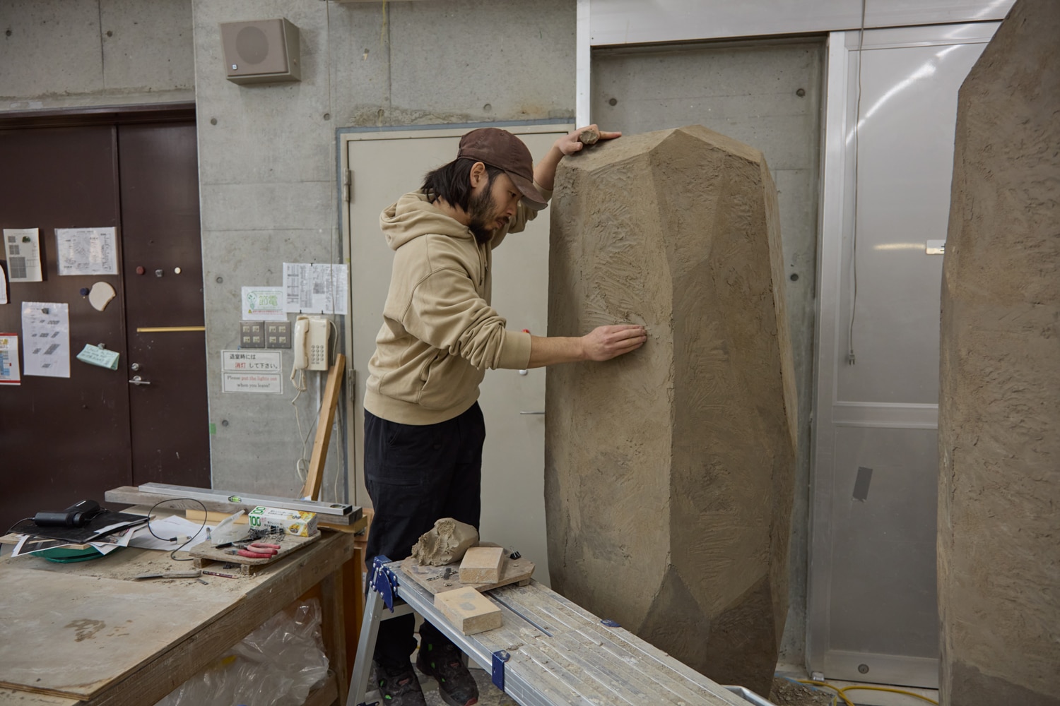 Ceramicist Tomonari Hashimoto