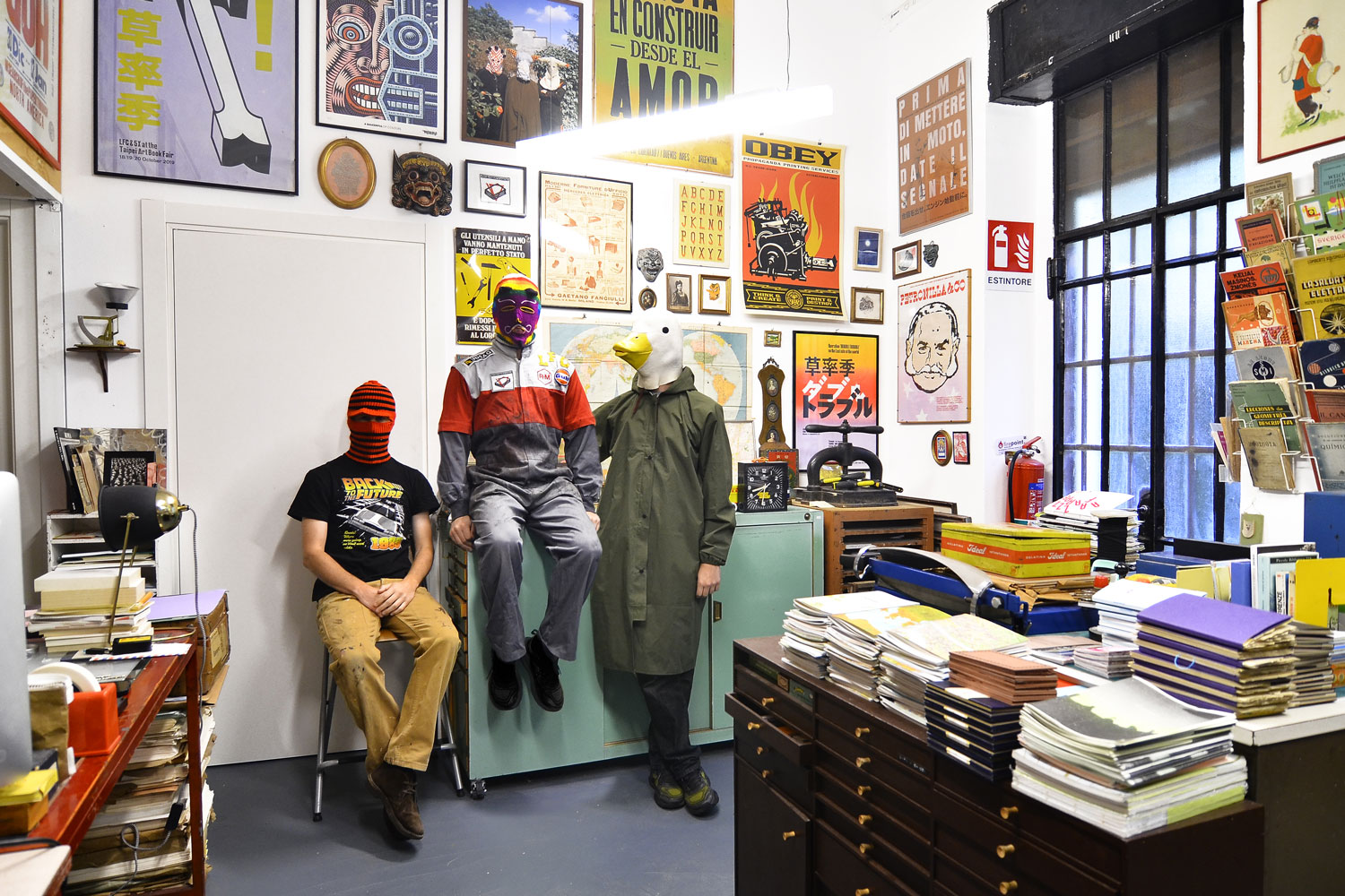 Libri Finti Clandestini Bookbinding