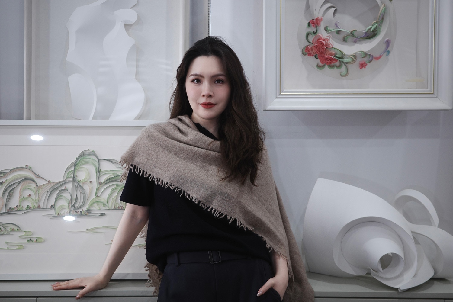 Paper artist Lorraine Ding 丁义珺