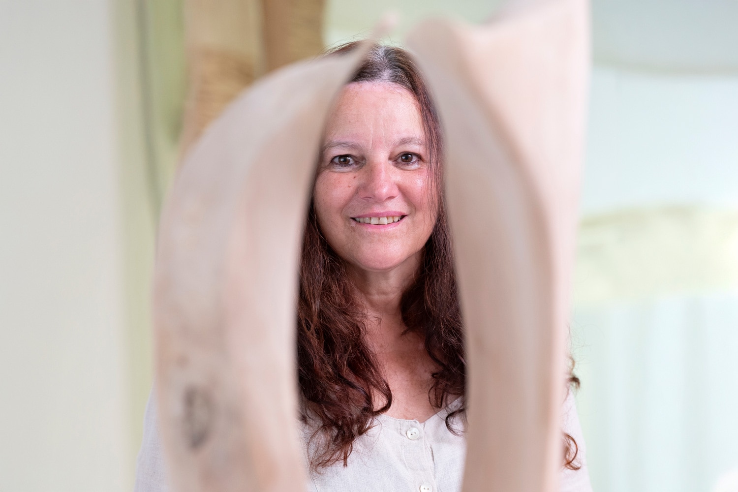 Nadine Zangarini Wood carving