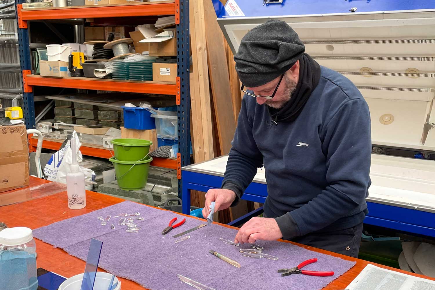 Glass sculptor Richard Jackson