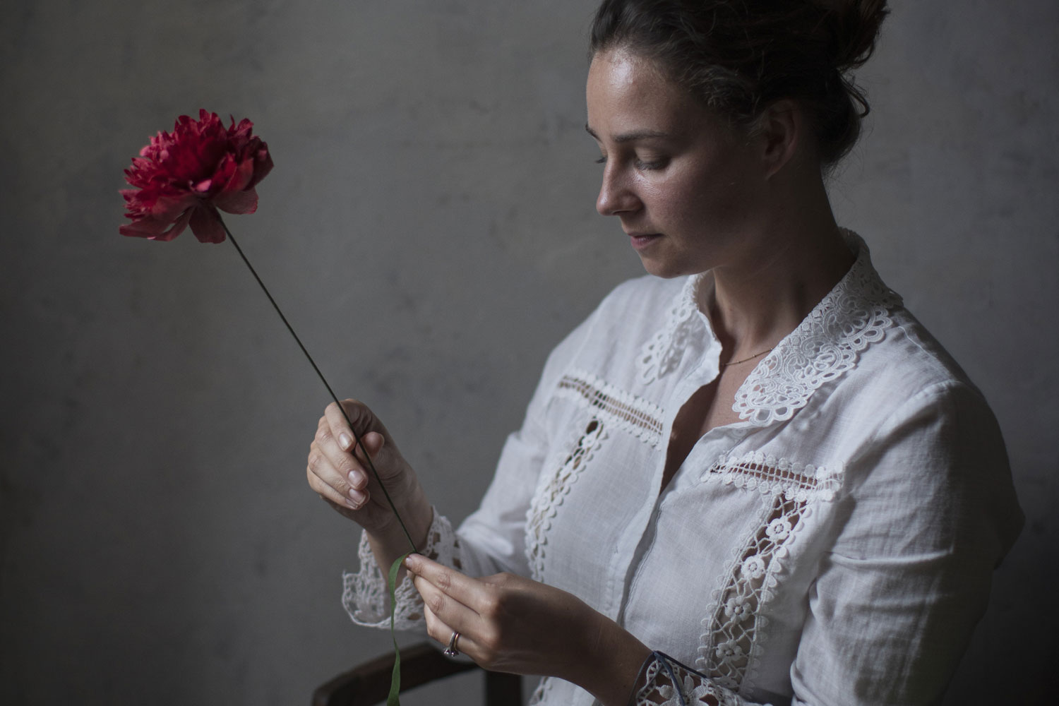 Juliana Stolberg An introductory workshop to paper flower making in Venice