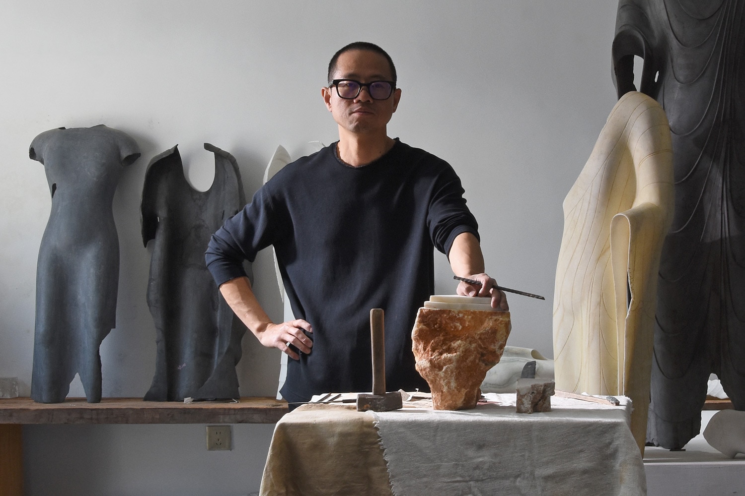 https://api.homofaber.com/uploads/1_Xin_YANG_Gesture_4_copy_d970559e58.jpg