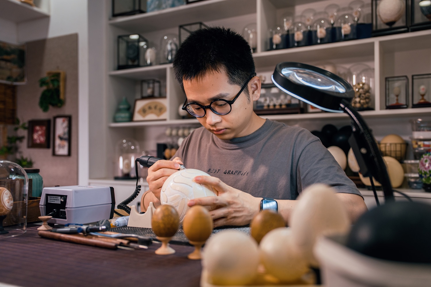 https://api.homofaber.com/uploads/1_Xiugai_LAI_Gesture_4_c278e58465.jpg