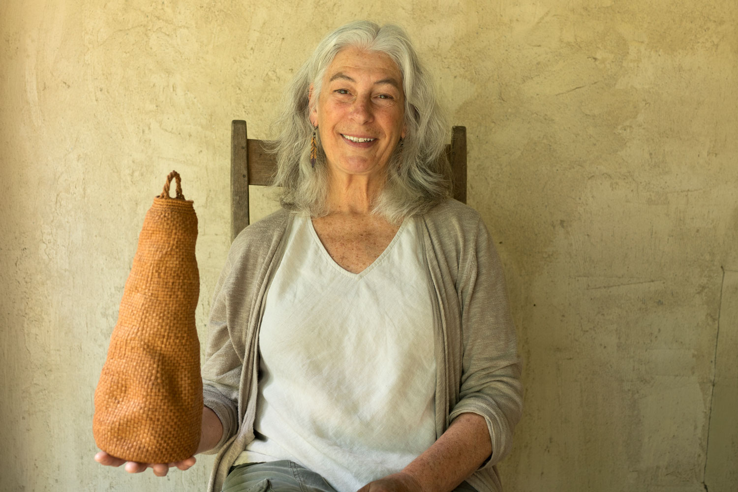 Basketweaver Jennifer Zurick