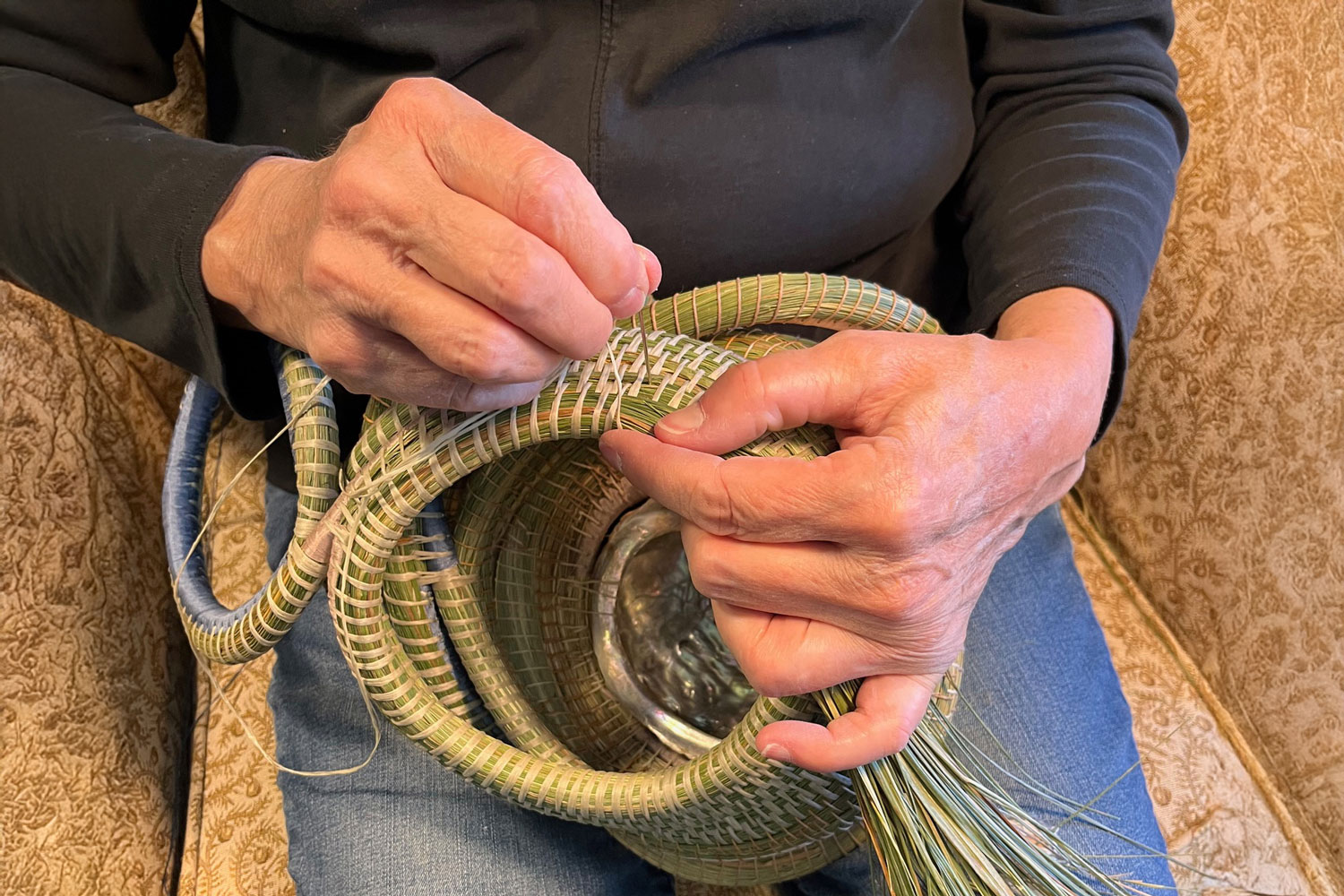Basketweaver Debora Muhl
