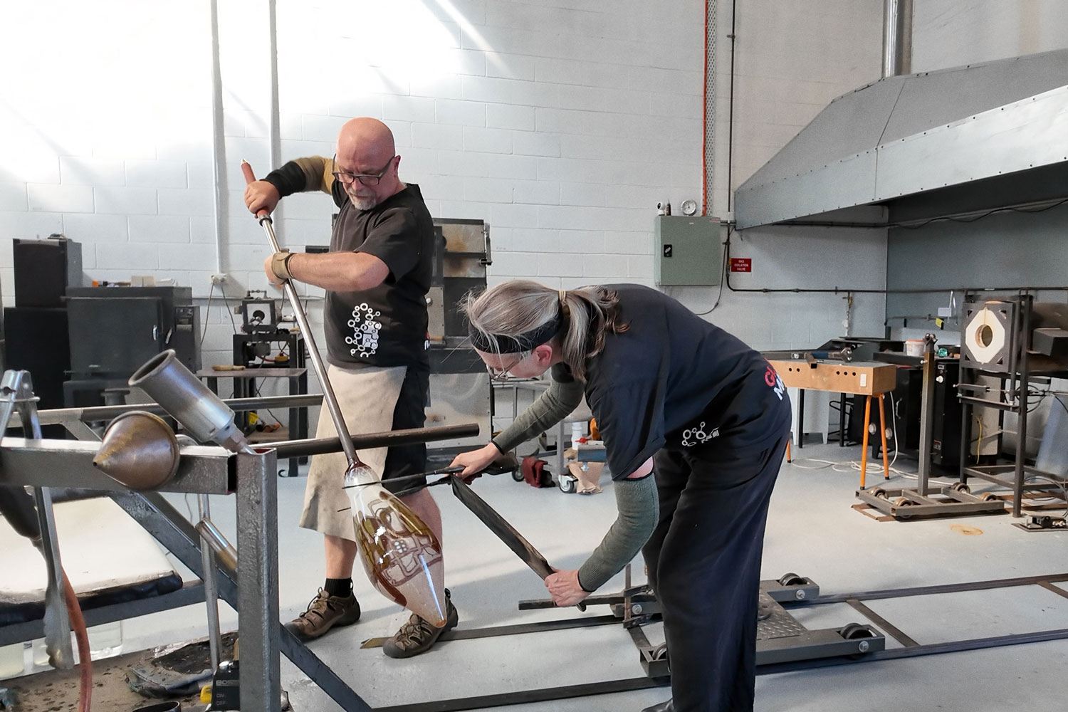 Anne Clifton & Peter Bowles Glass sculpting