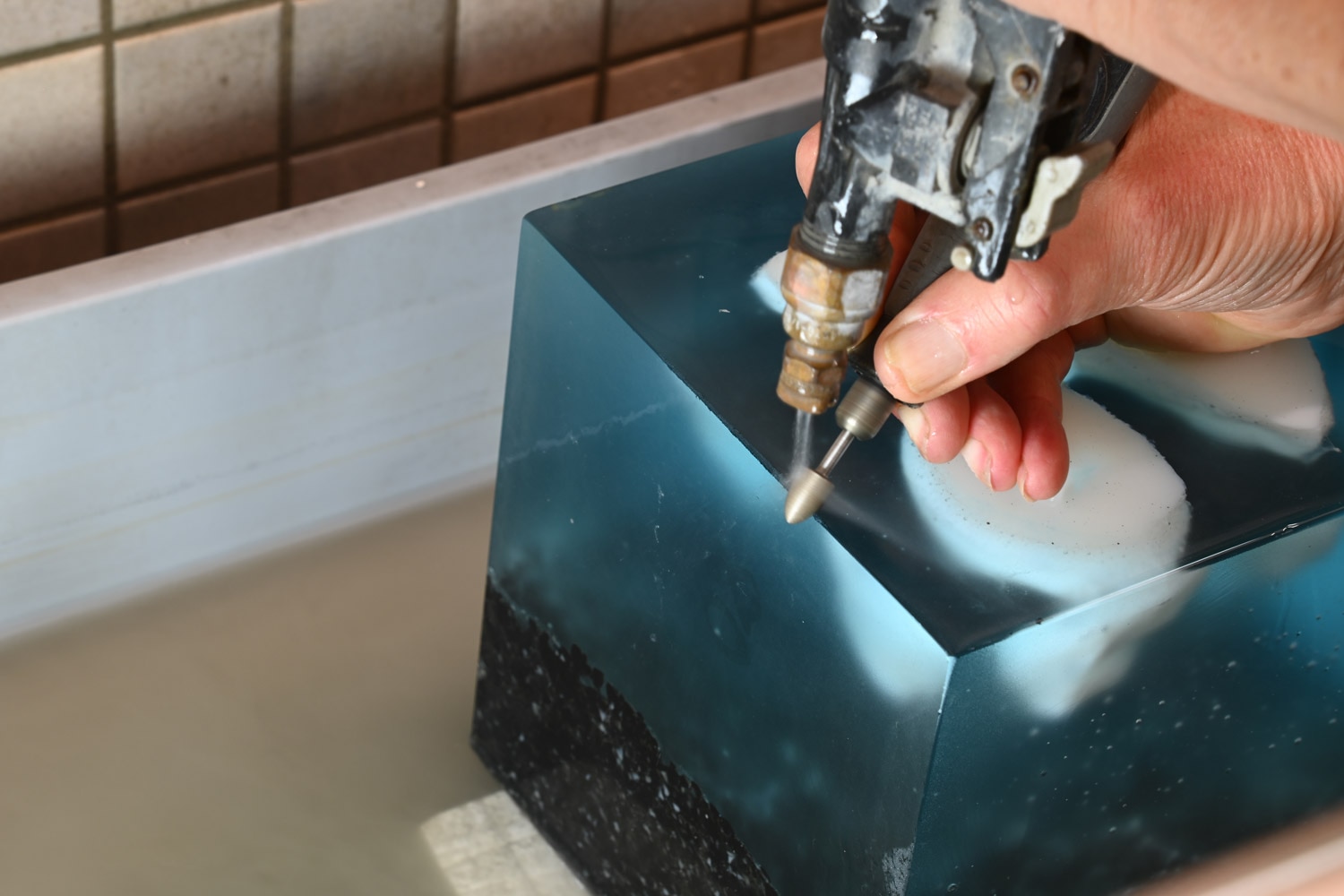 Priska Jacobs Glass sculpting