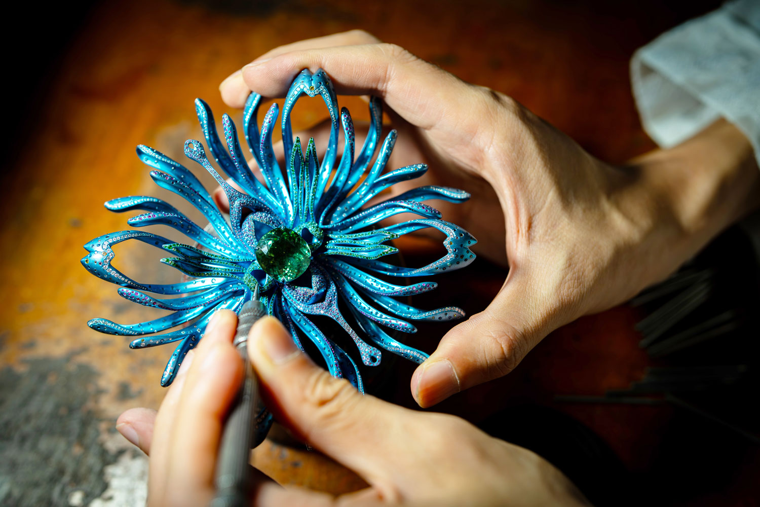 Wallis Hong Jewellery making