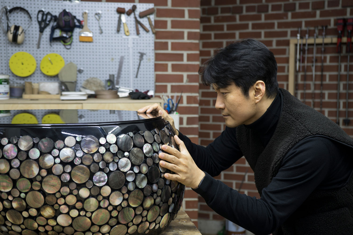 Sam Woong Lee Furniture making