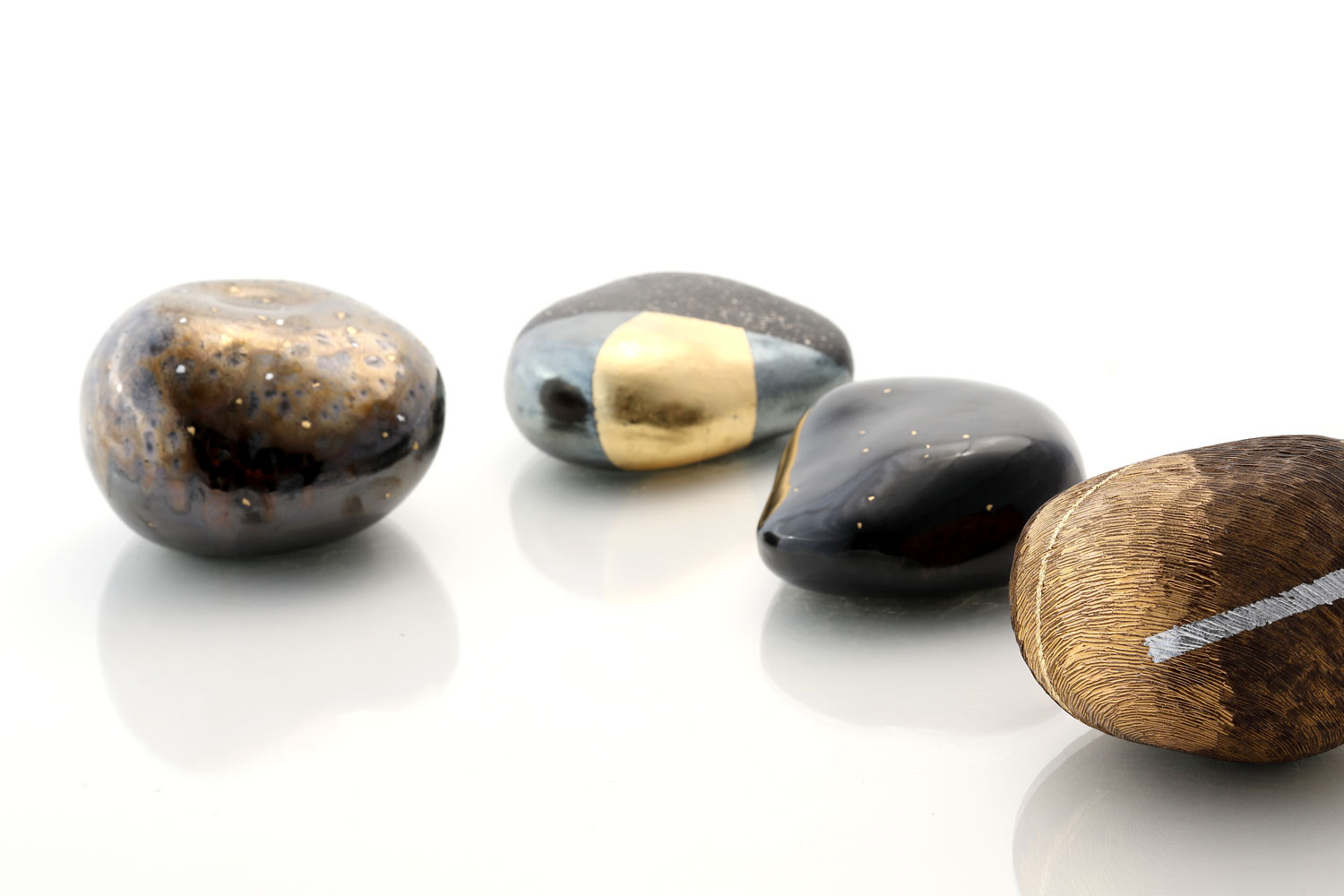 Ceramicist Ji-Woon Yang
