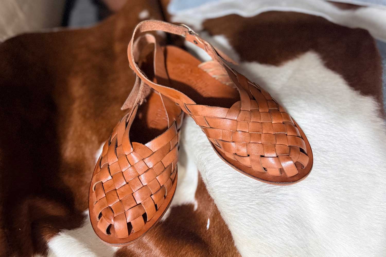 Shoemaker Altın Sandalet