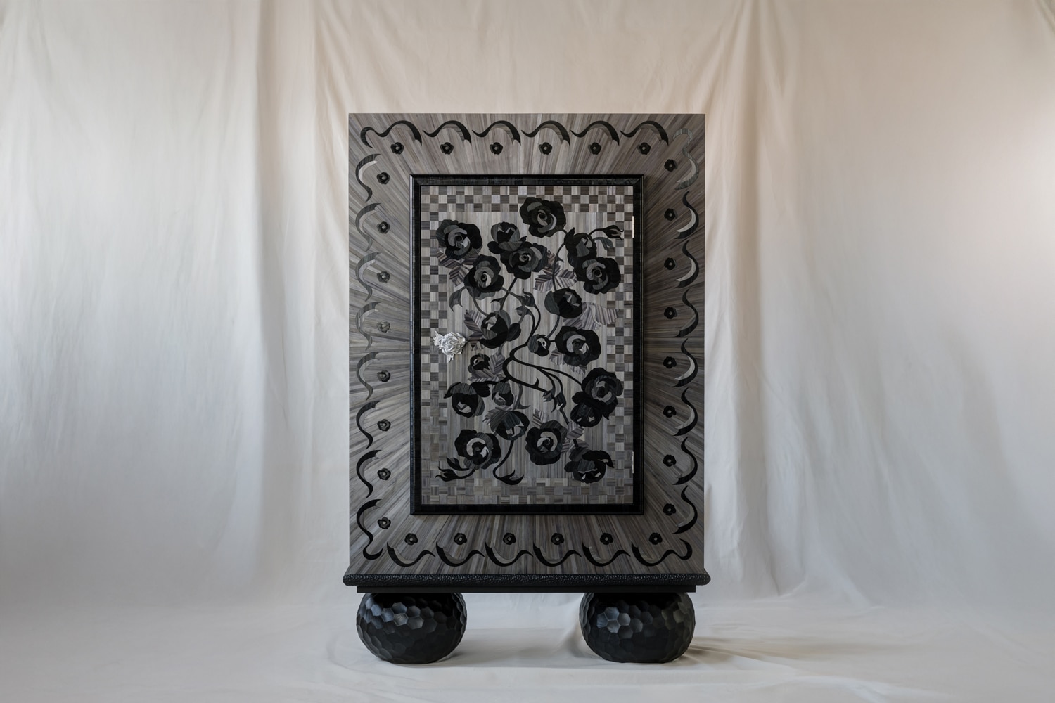 Straw marquetry maker Zofia Ursic Sobolewska