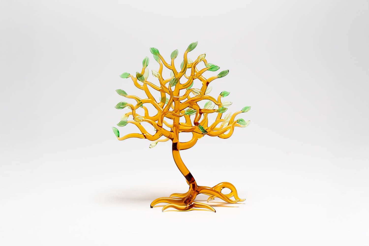 Glass sculptor Luna Darin & Luca Marcolongo