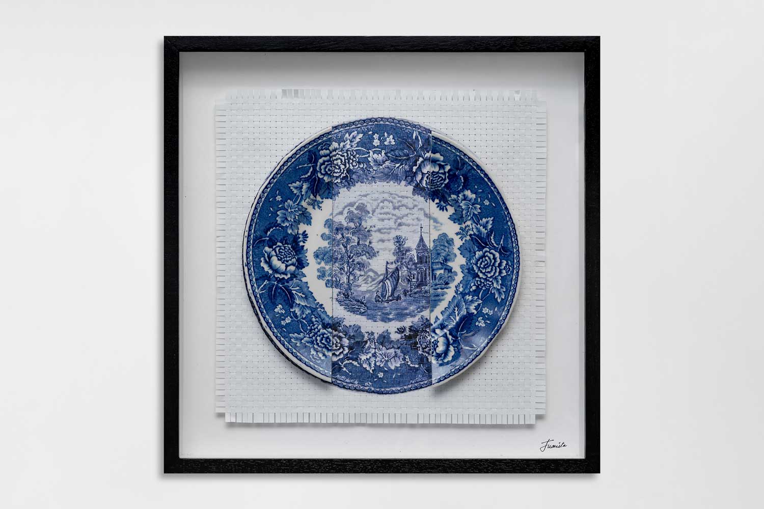 Paper artist Juanita Oosthuizen