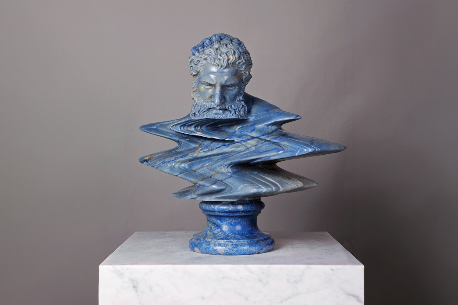 Léo Caillard