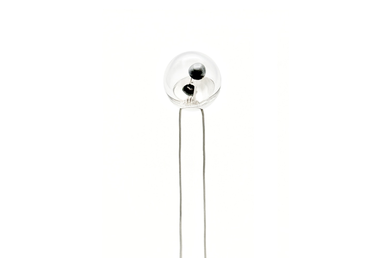 Jewellery maker Wenyin Jiang