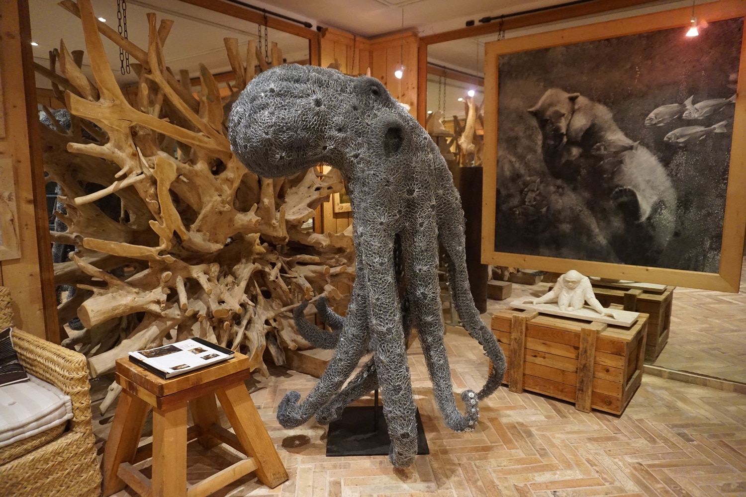 Wire sculptor Aurélien Raynaud