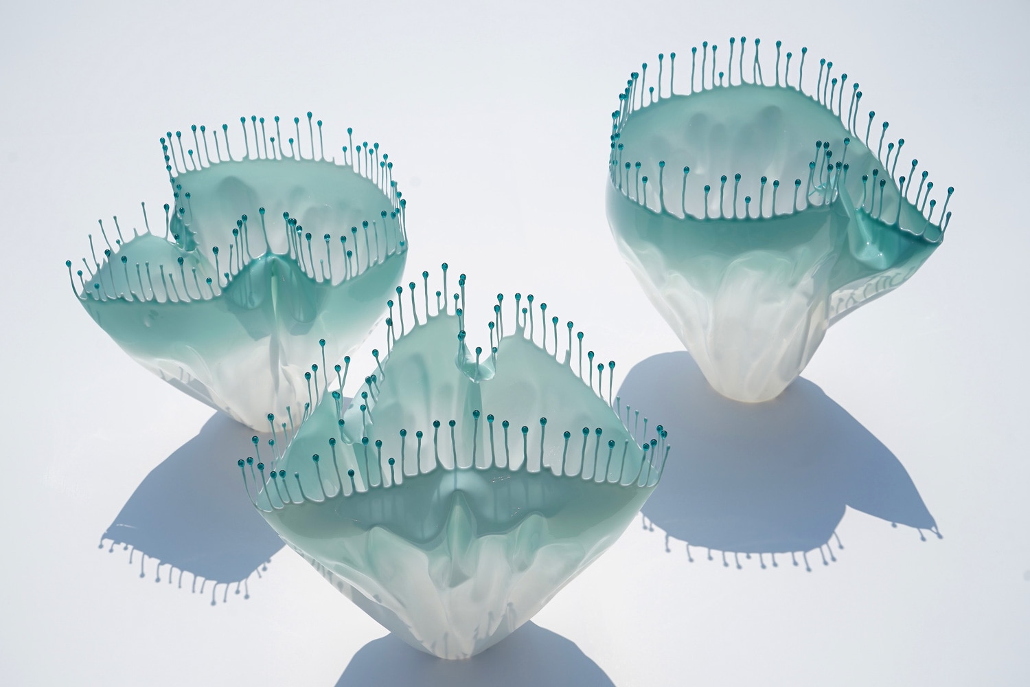 Porcelain maker Xiaodong Bian 卞晓东