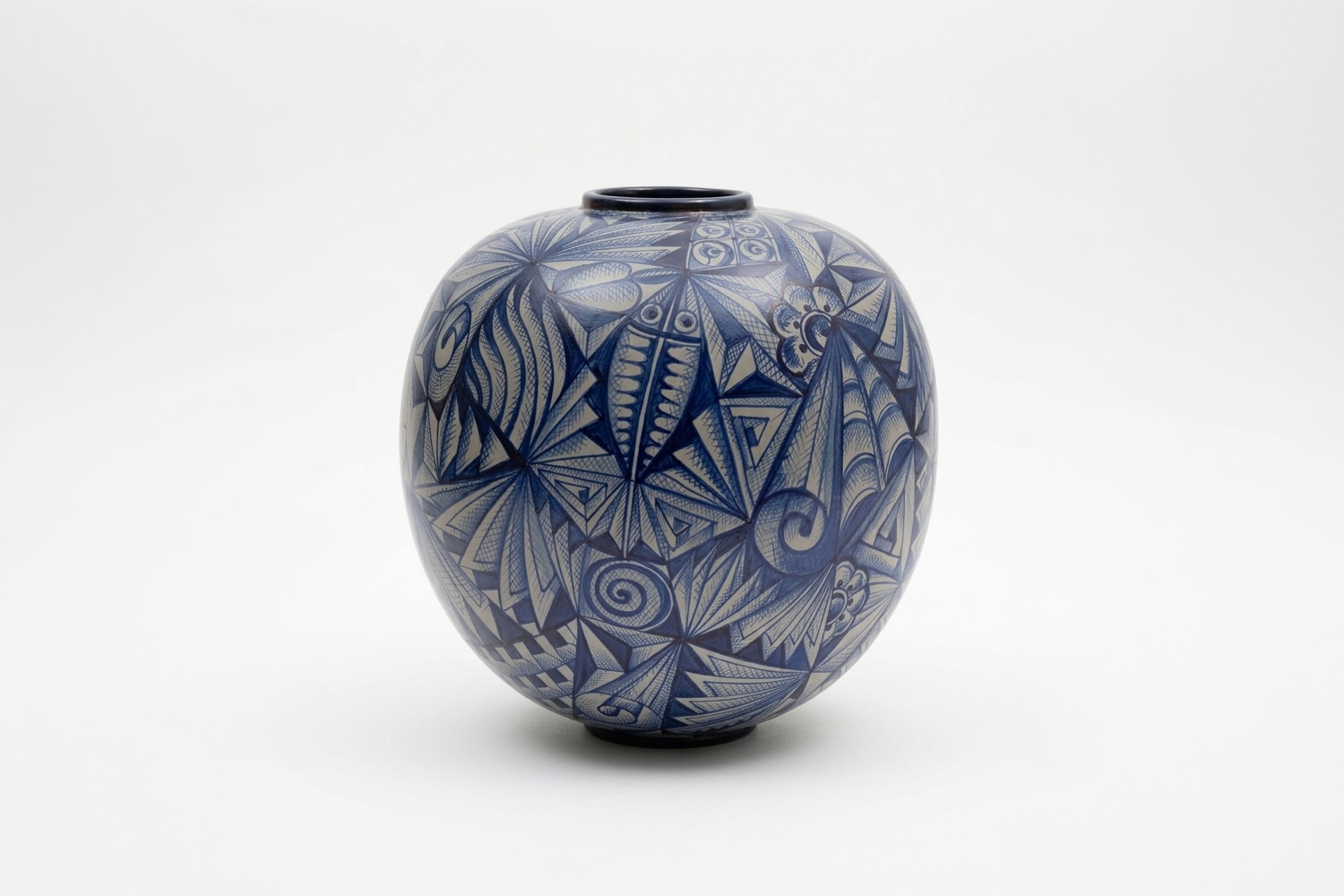 Ivana & Saura Vignoli Futurism Vase, Pompei Vase
