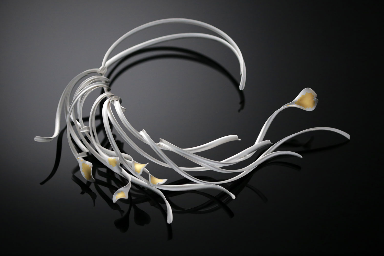 Chao-Hsien Kuo Silver Wind with Golden Hearts