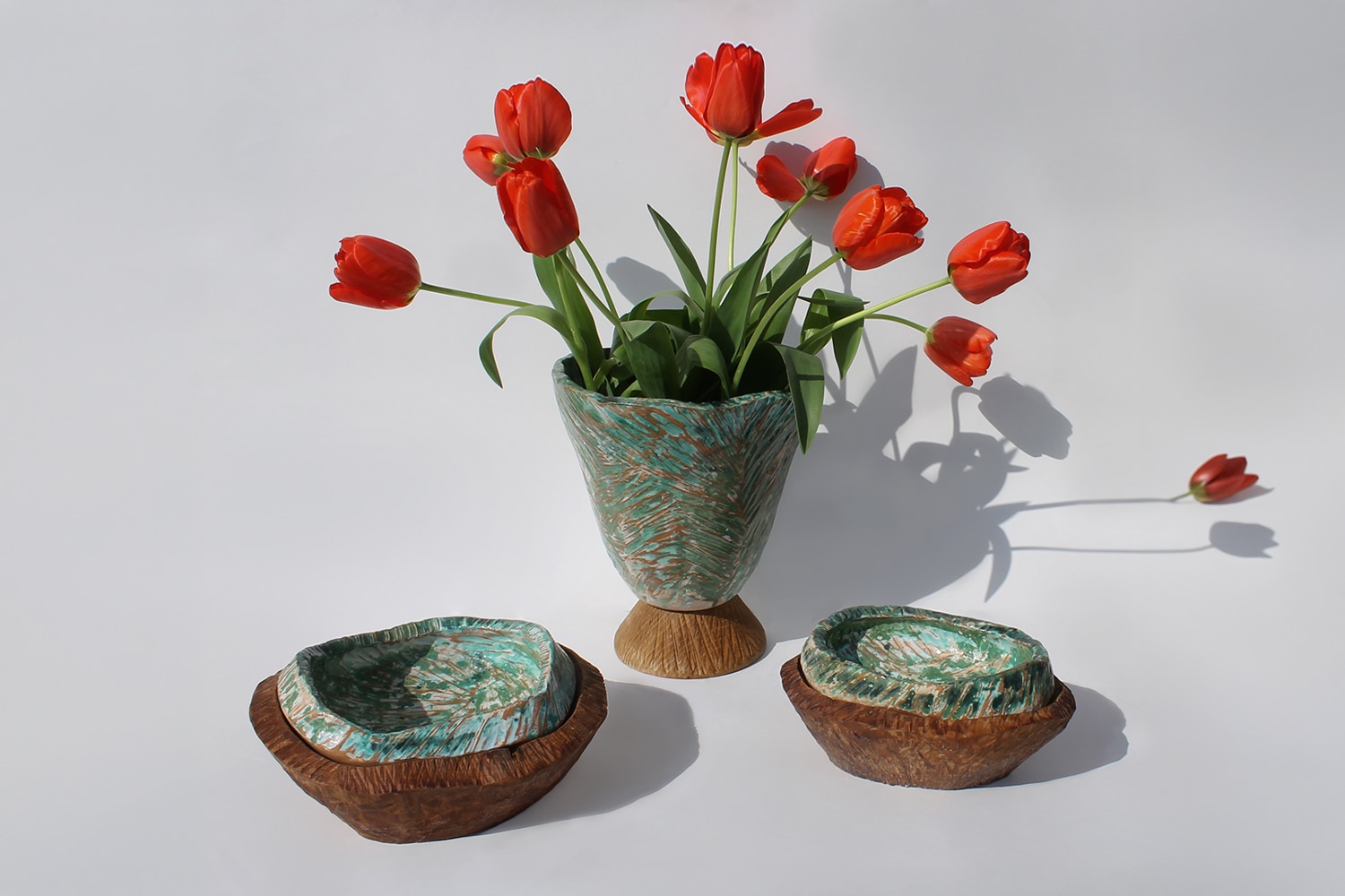 Giorgi Robakidze & Elene Chlaidze Vase with bowls