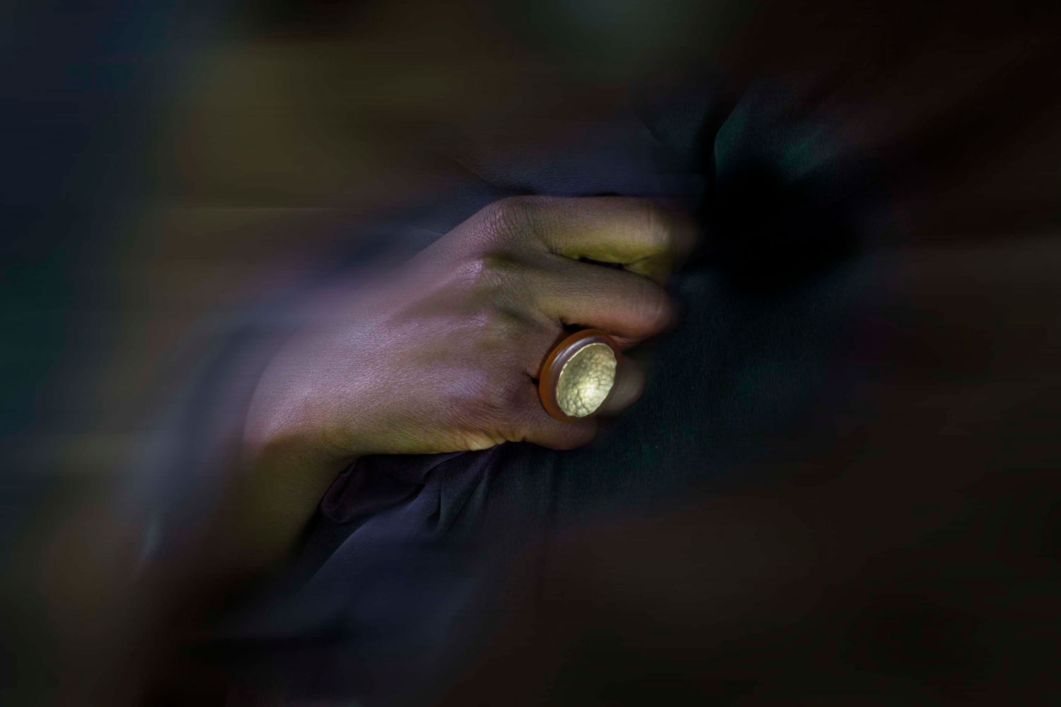 Catherine Rochtus Sweet honey ring