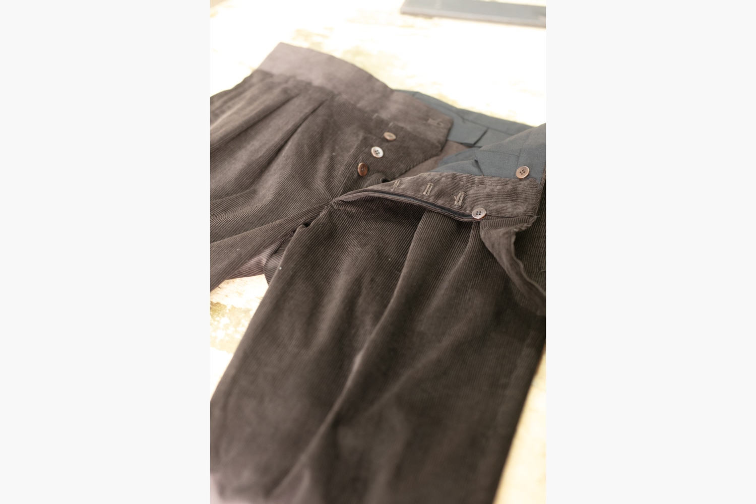 Antonio & Giuseppe Postiglione Brown corduroy trousers