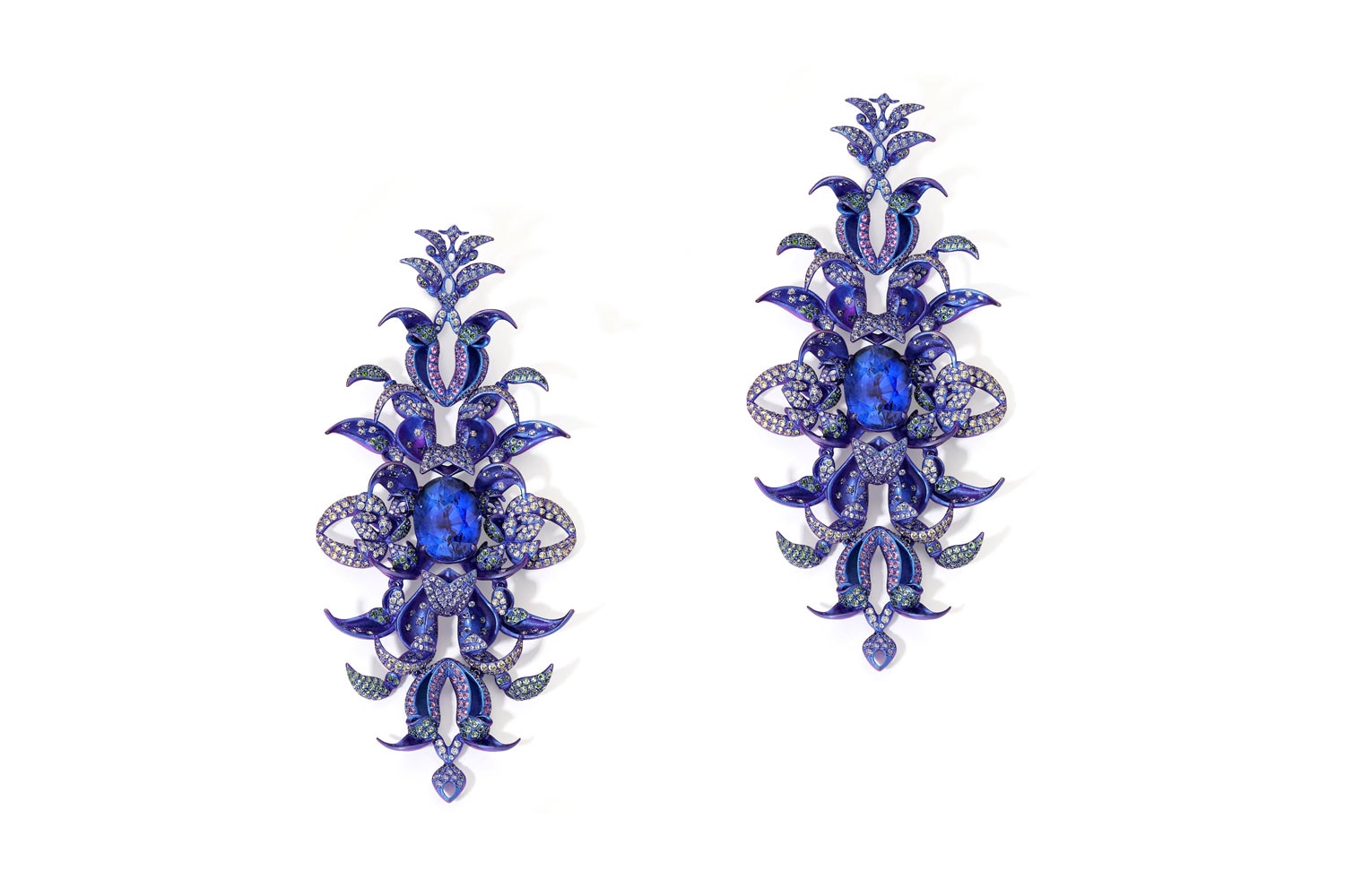 Wallis Hong Paradise Floral earrings