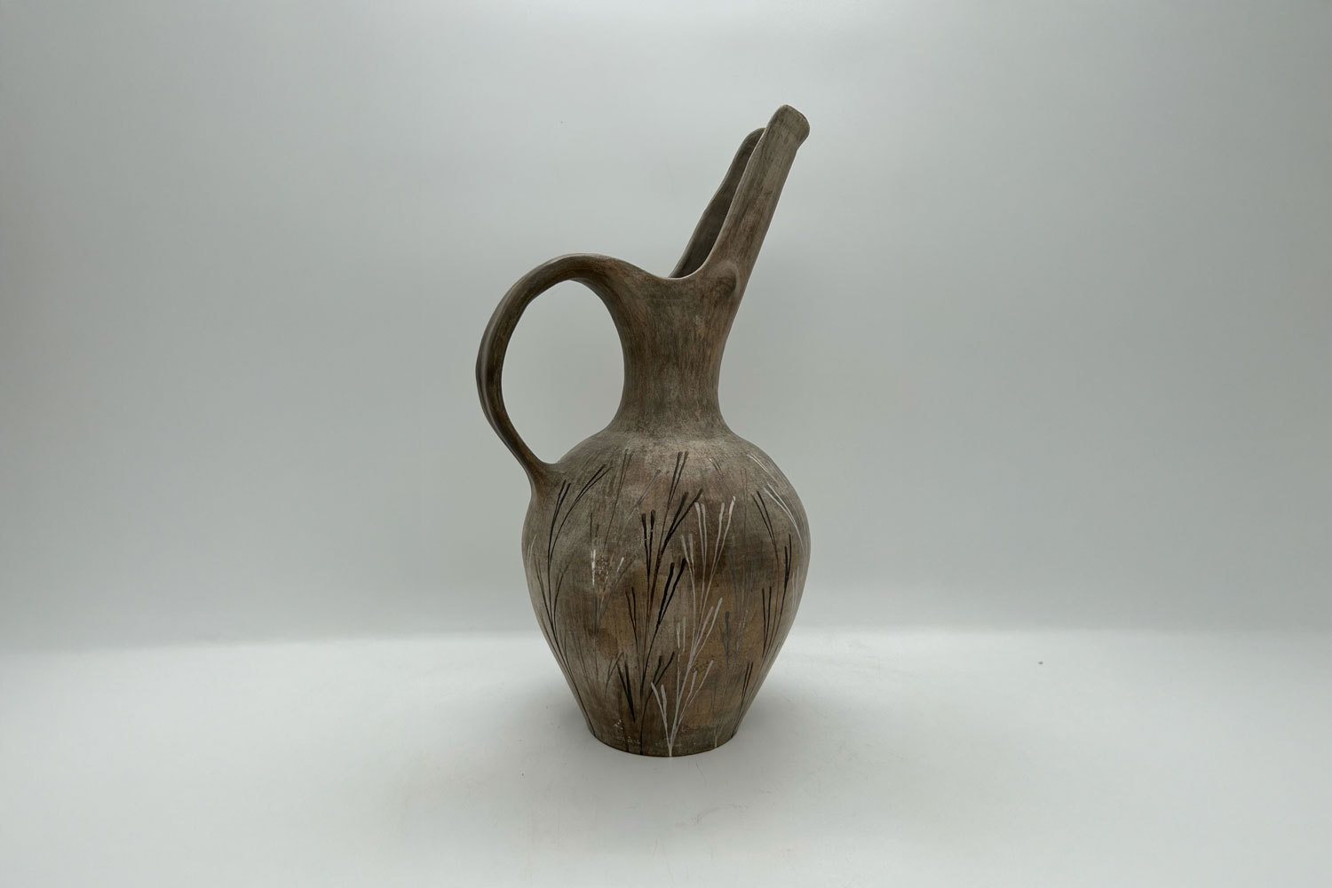 Giorgis Dalamvelas & Mariniki Mania Bird-shaped vessel