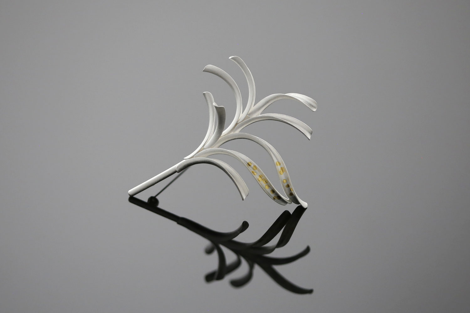 Chao-Hsien Kuo Forest Wind with golden seeds