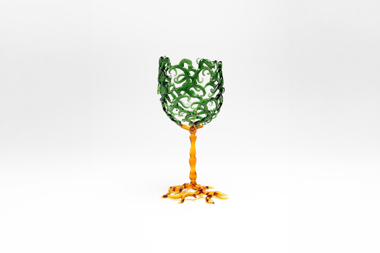 Luna Darin & Luca Marcolongo A glass for sobriety