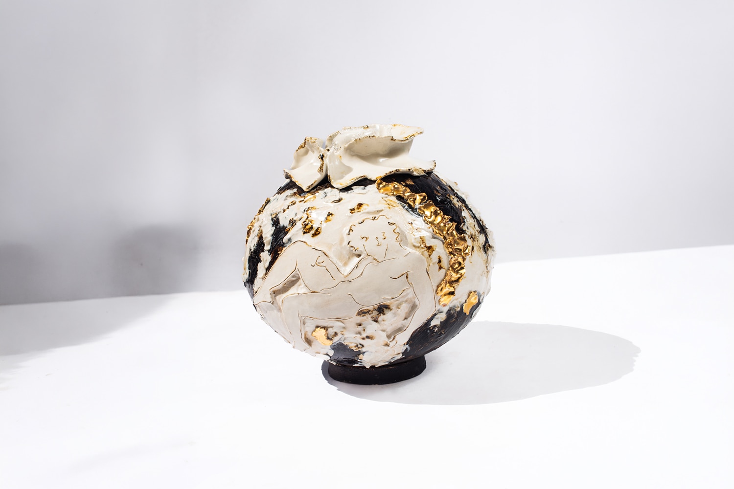 Starry Night Full Moon Jar; Venus Moon Jar Max I