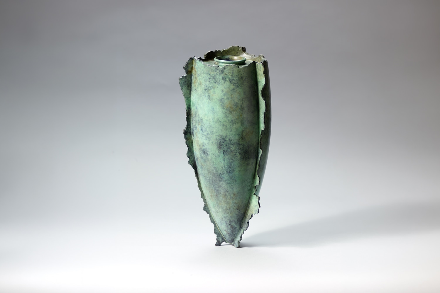 Tsuyoshi Ueda Artifact