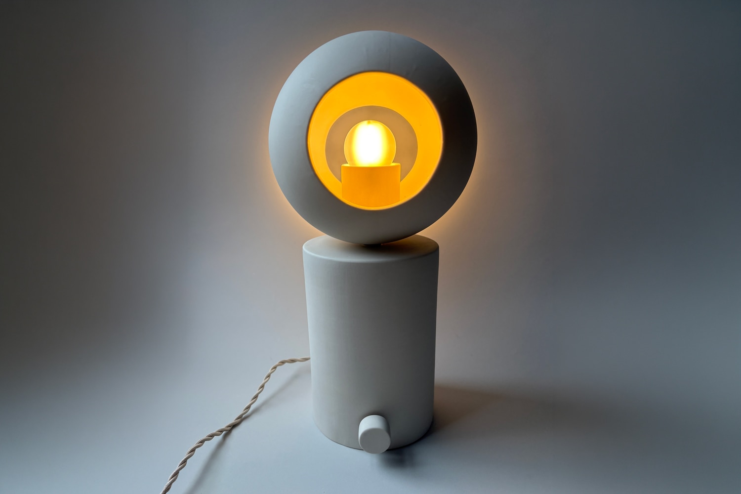 Sarah Cihat LM table lamp