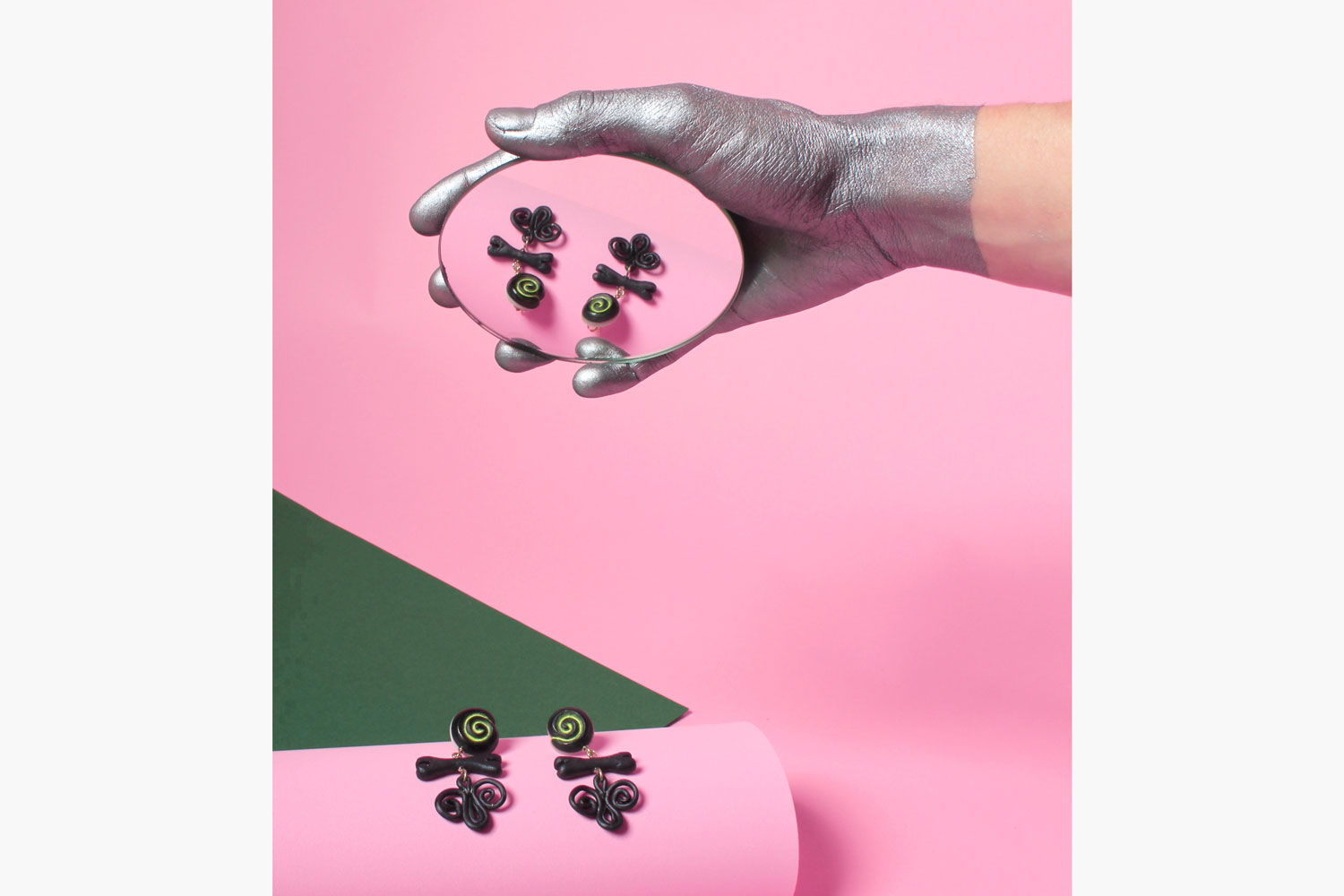 Eva Burton Earrings Memento Mori