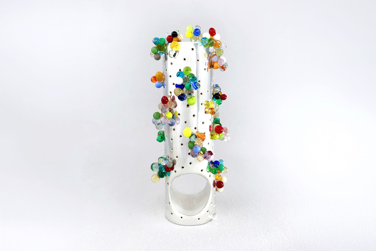 Xiaozhe Huang Particles of freedom 06
